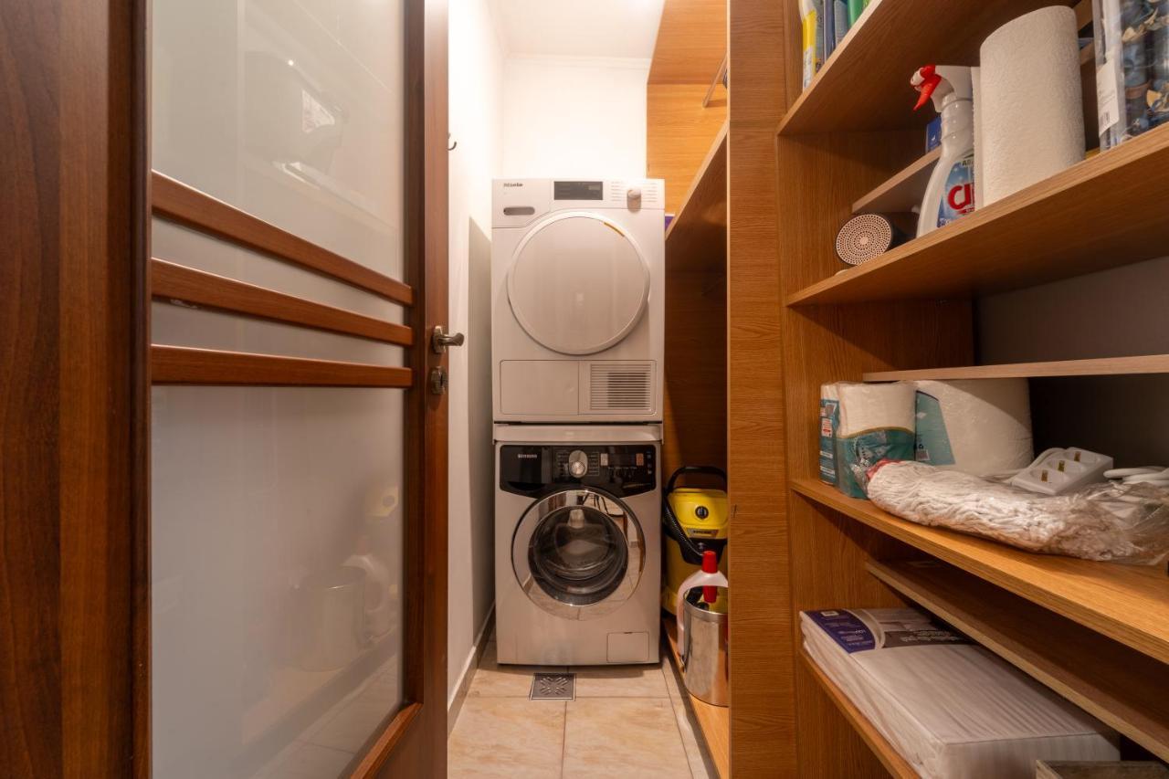 Spacious 3 Rooms 5* Mansion Near Muzeului Square. Free Parking Kluż-Napoka Zewnętrze zdjęcie